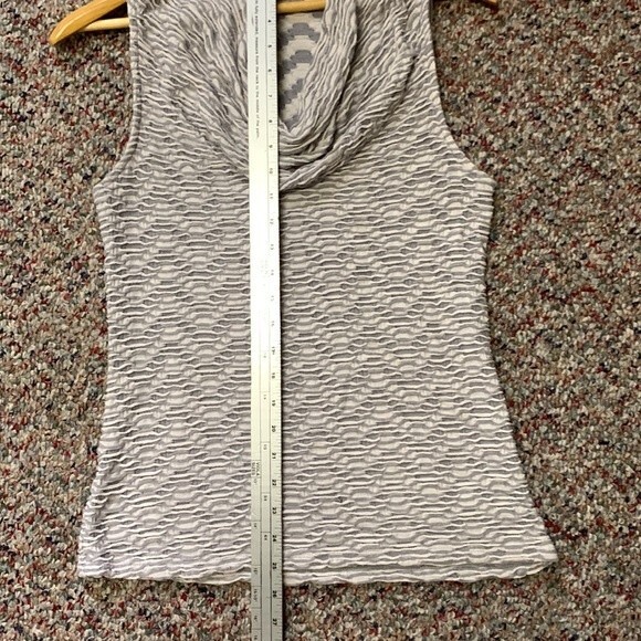 Deletta Anthropologie Nava Gray Ivory Textured Cowlneck Sleeveless Top Size M - Picture 9 of 9